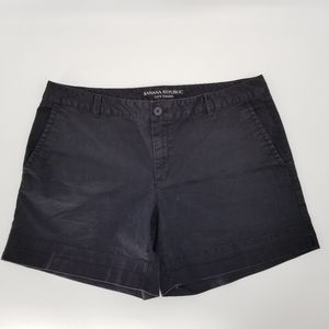 Banana Republic City Chino shorts